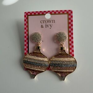 NWT Crown & Ivy Christmas Earrings